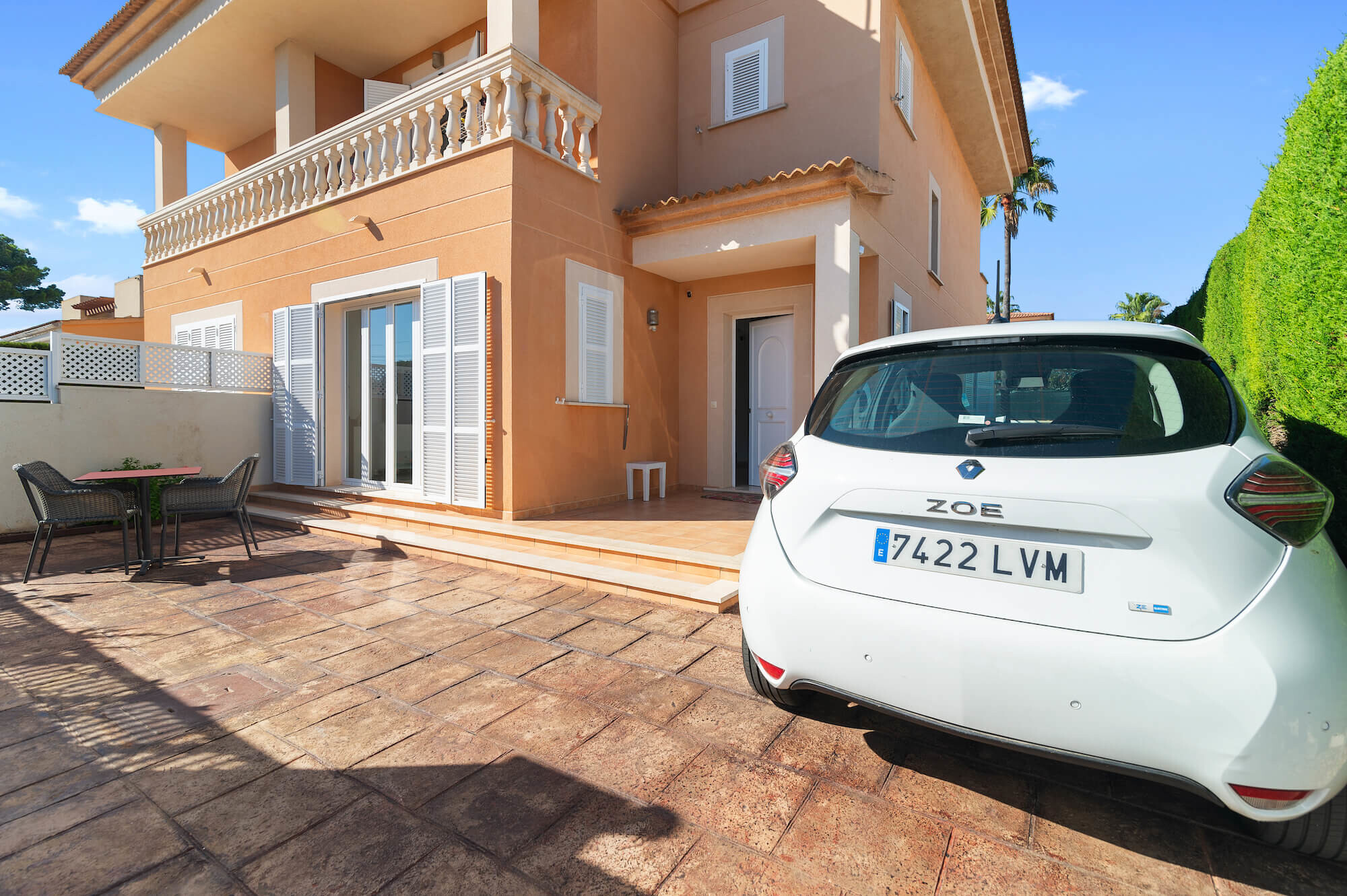 Fantástica casa adosada con piscina privada