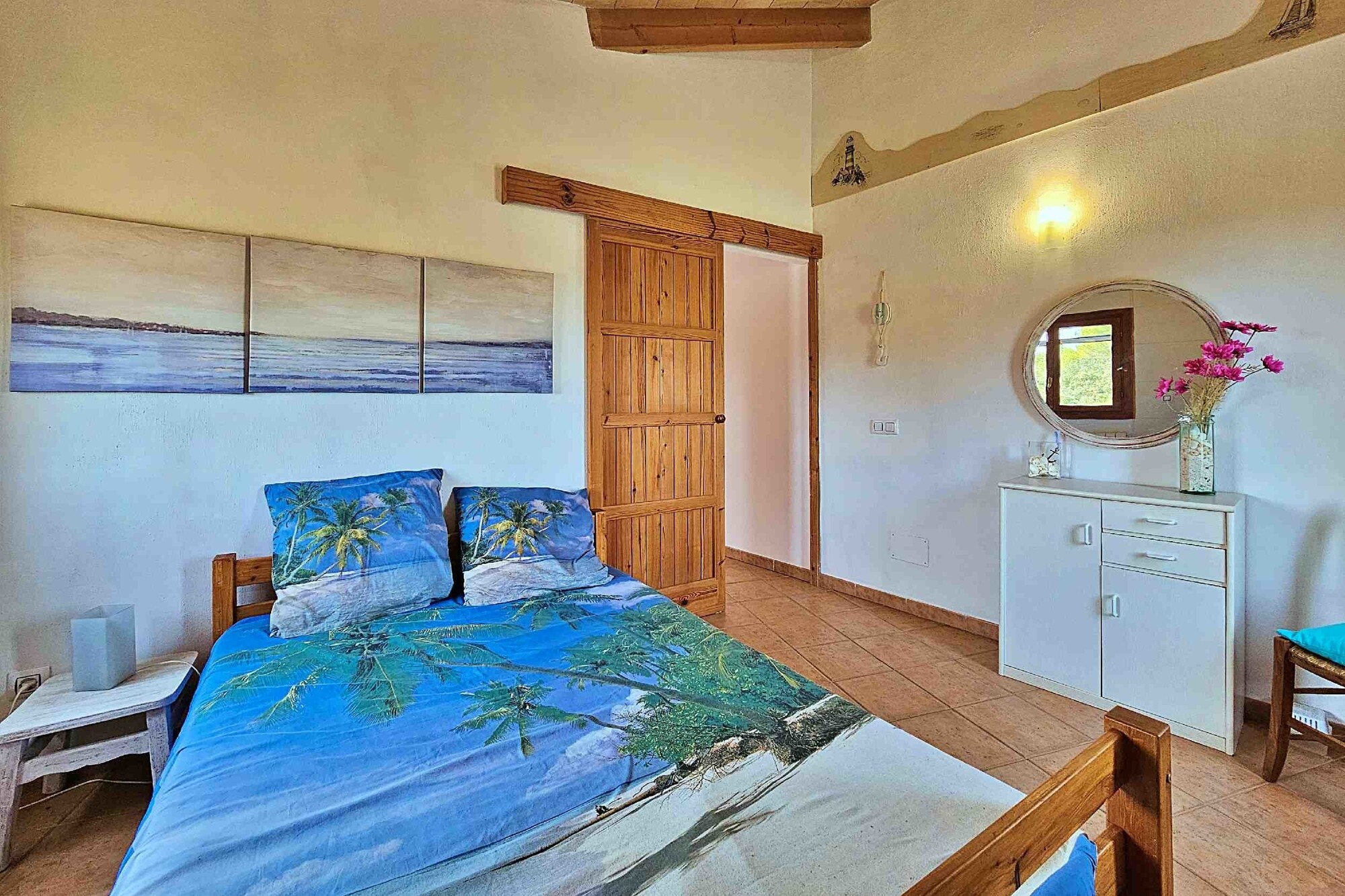 Country house with lots of potential including rental license