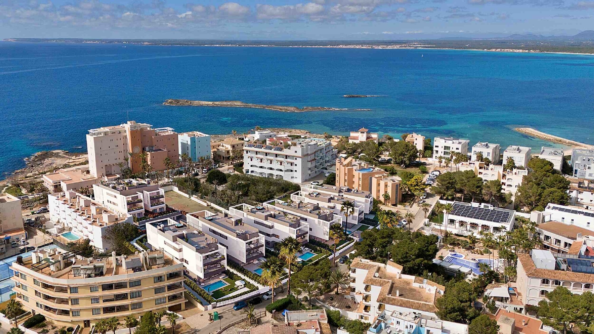 New building (under construction): Modern apartment near the beach
