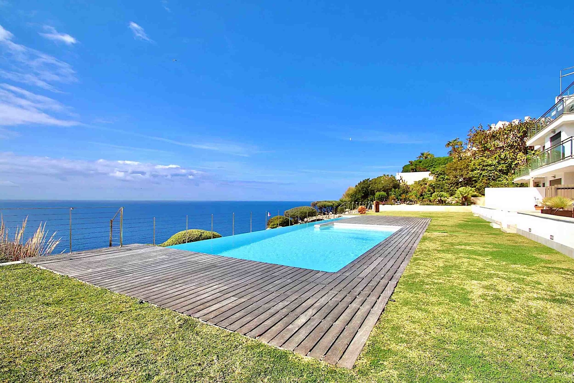 Piso de lujo en primera línea de mar con gran terraza