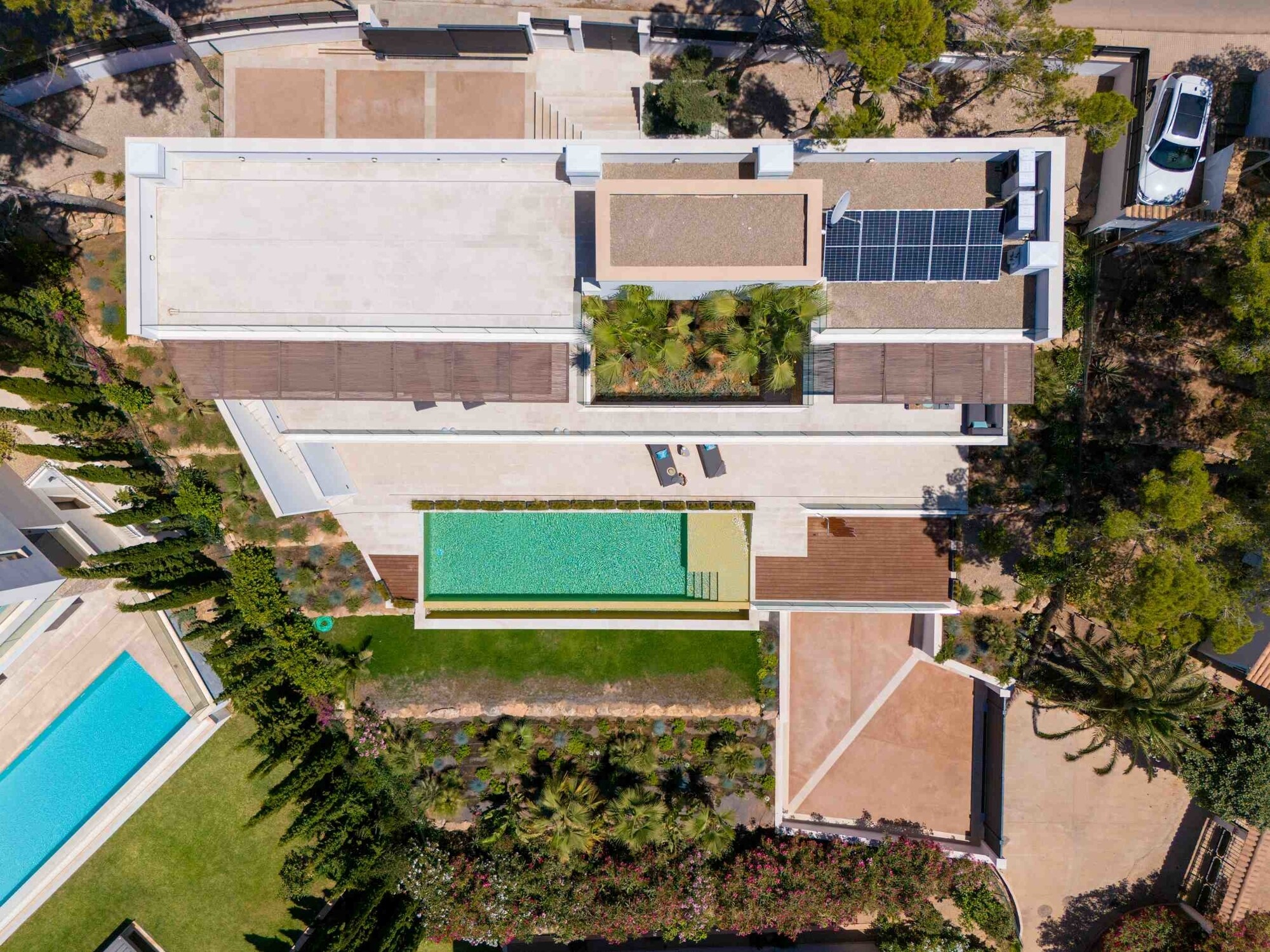 NUEVA CONSTRUCCIÓN (terminada): Moderna villa de lujo con vistas al mar