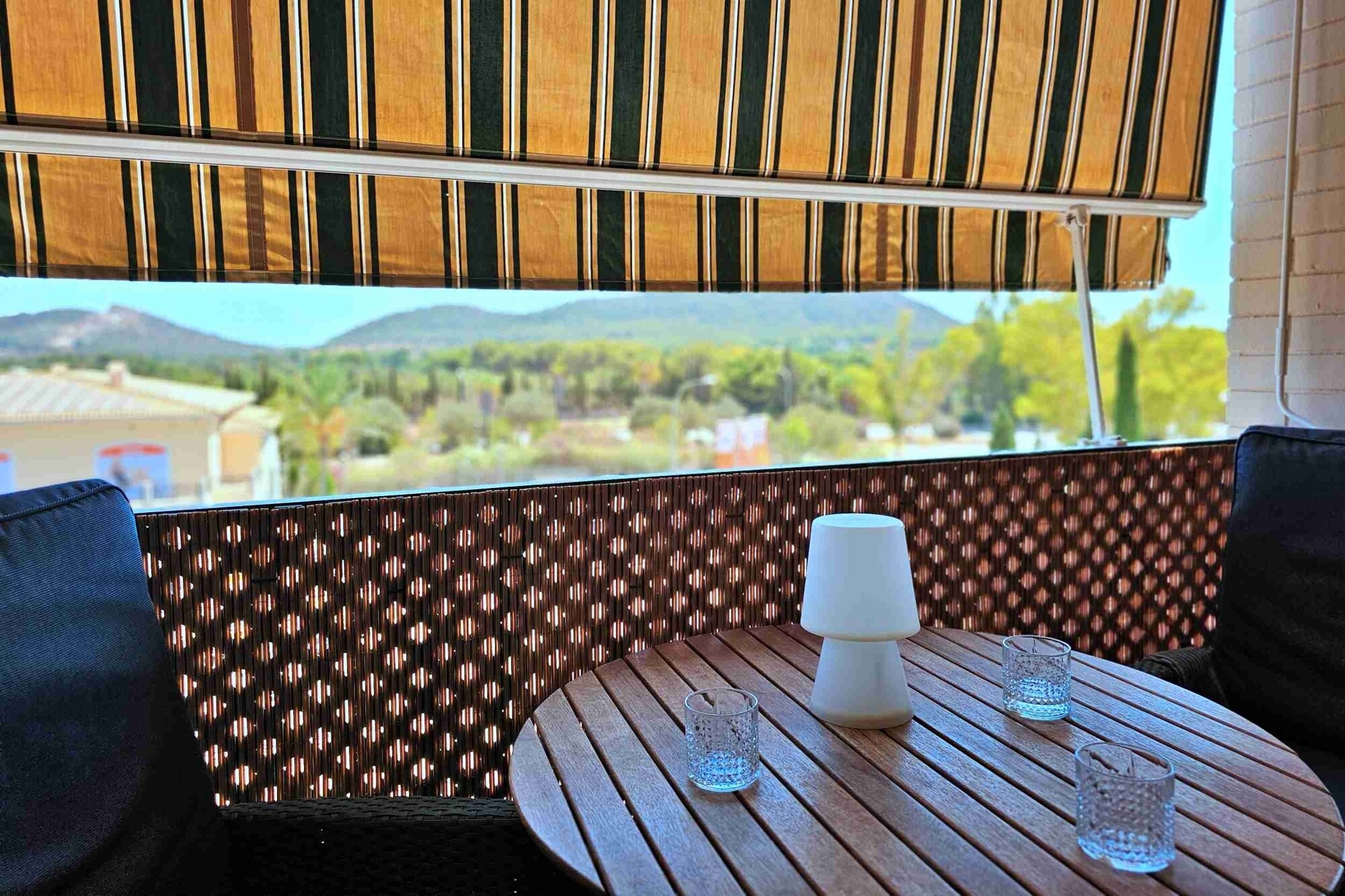 Eckwohnung in oberster Etage mit Balkon und Weitblick