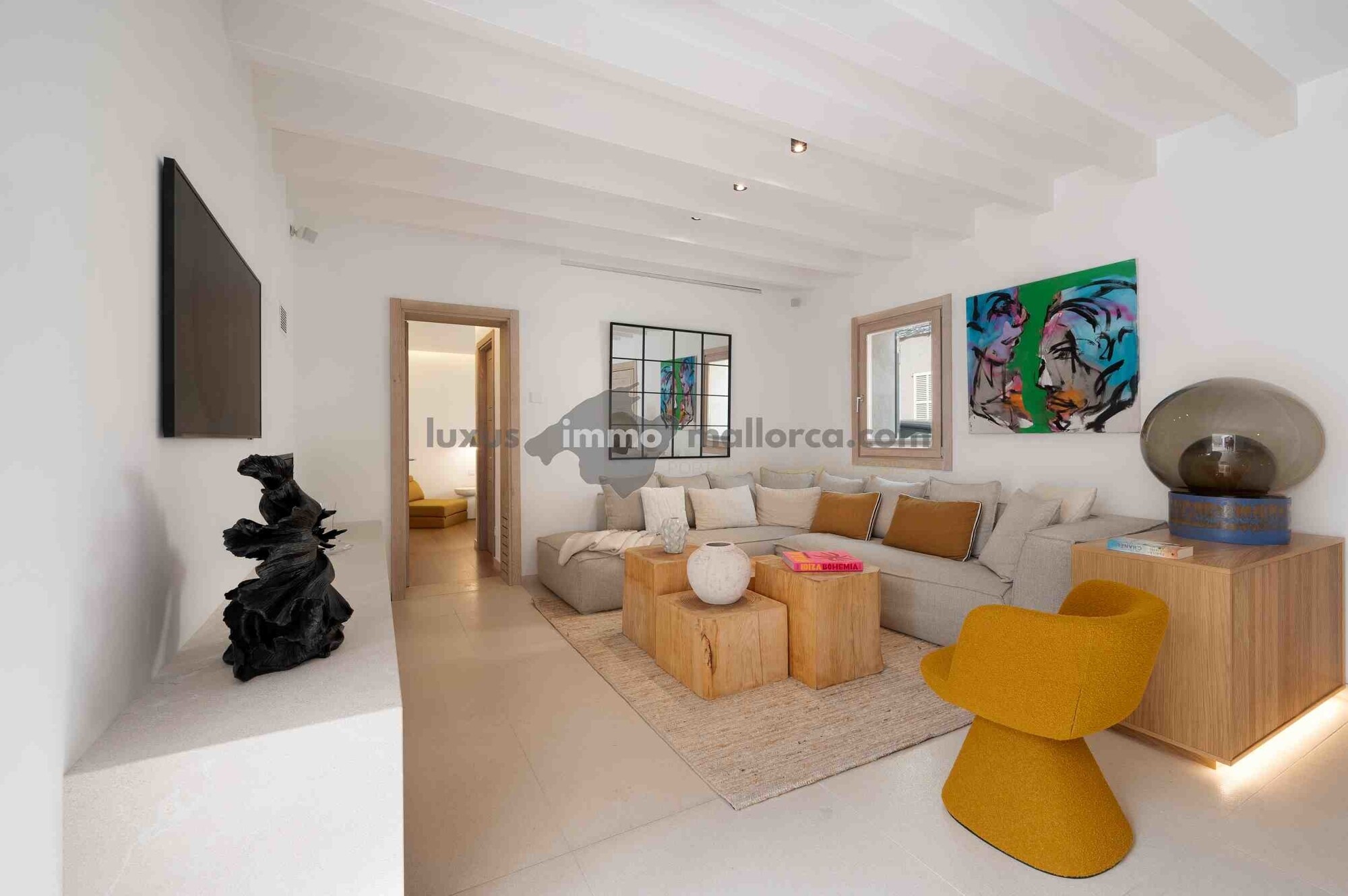 High-quality renovated townhouse in the heart of Andratx