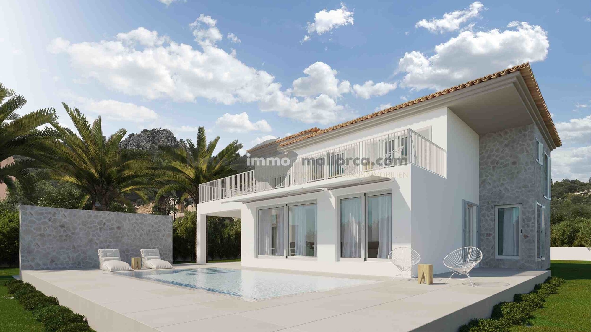 Renovated villa with swimming pool on the edge of the village