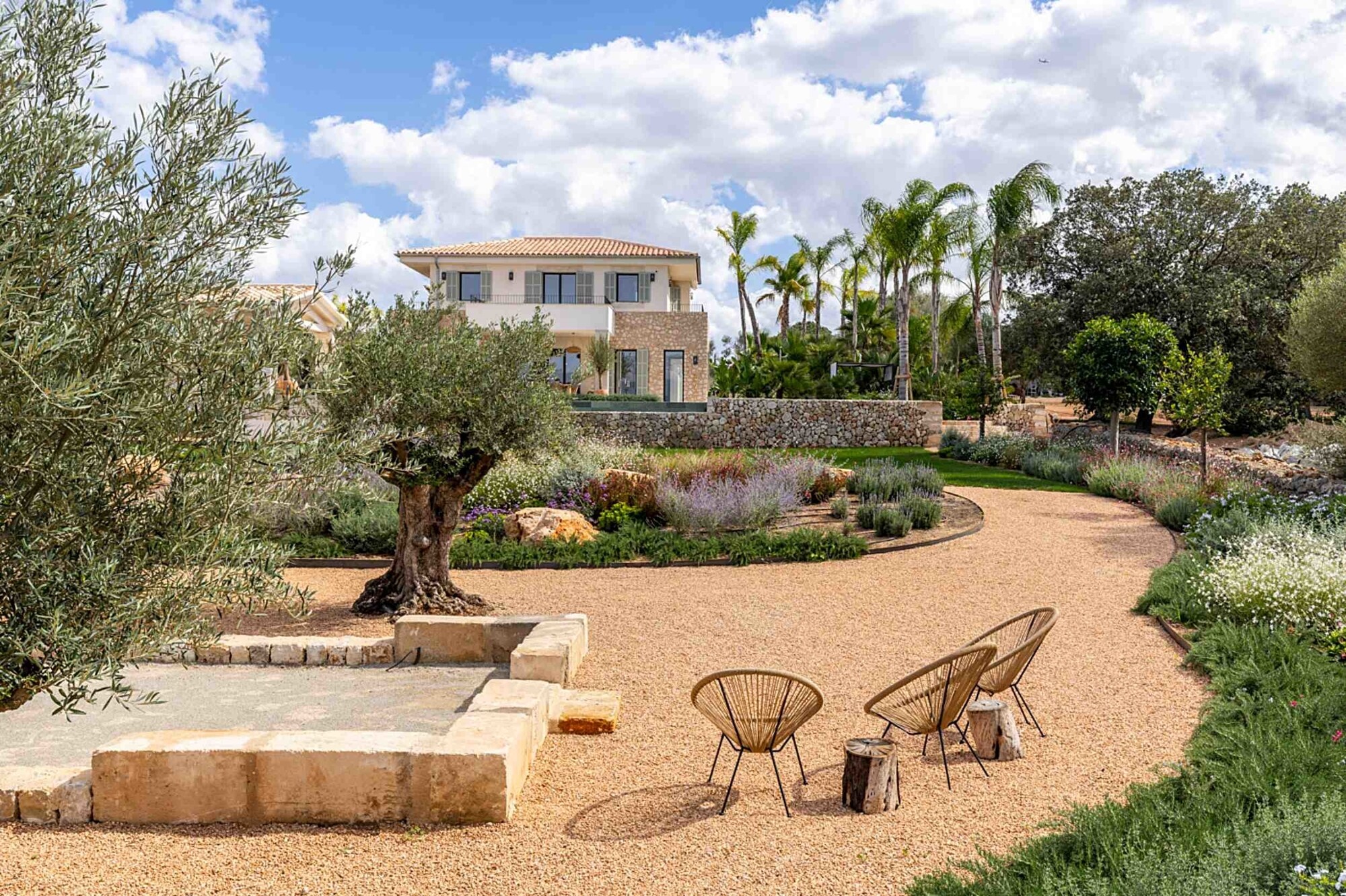 NEW CONSTRUCTION (Completed): Modern finca with swimming pool