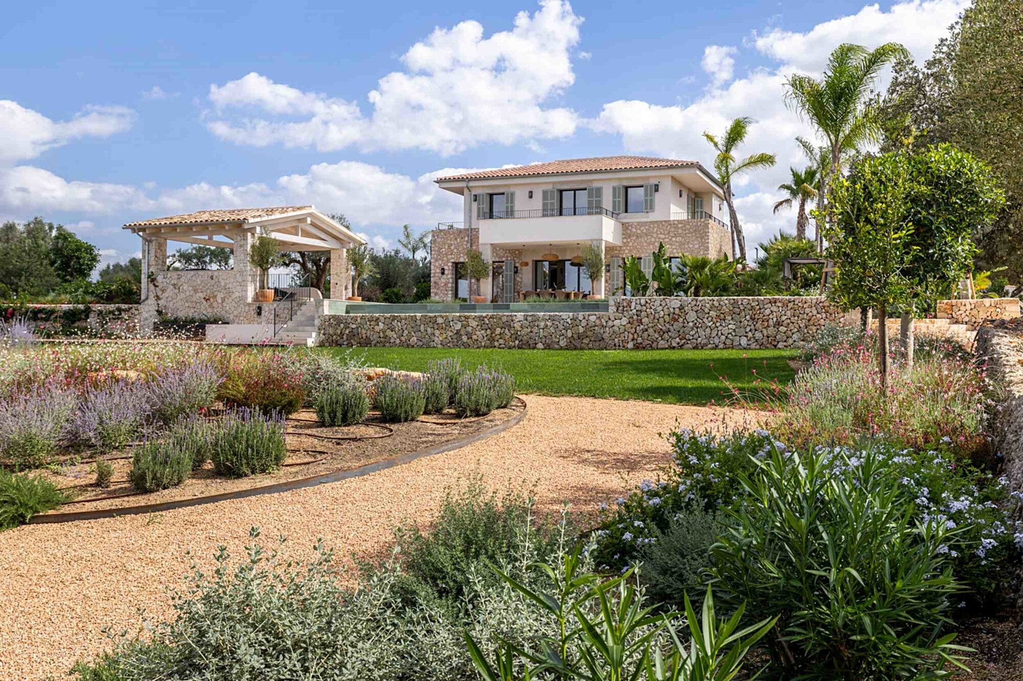NEW CONSTRUCTION (Completed): Modern finca with swimming pool