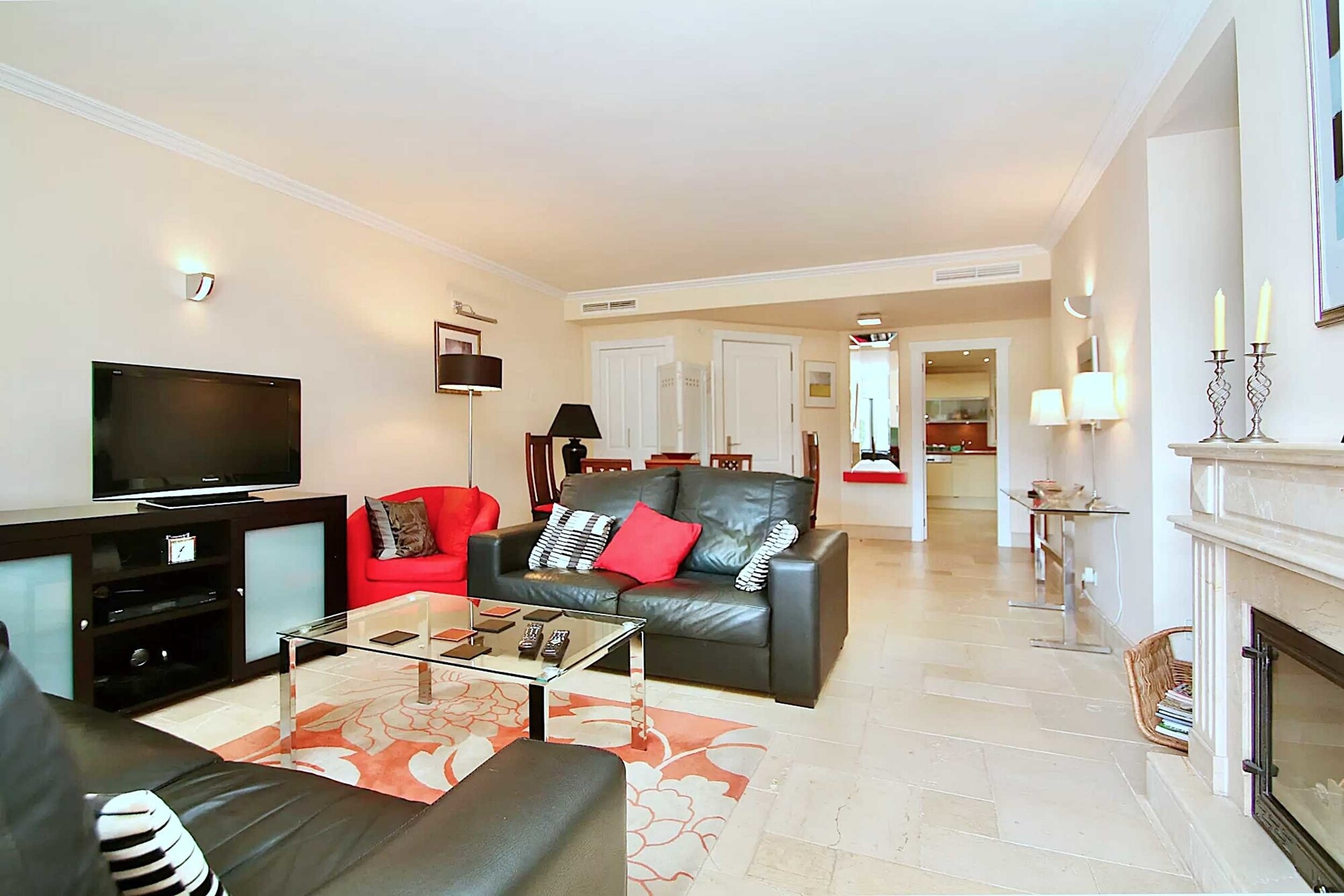 Fantastic garden apartment in luxury residence "Gran Folies"