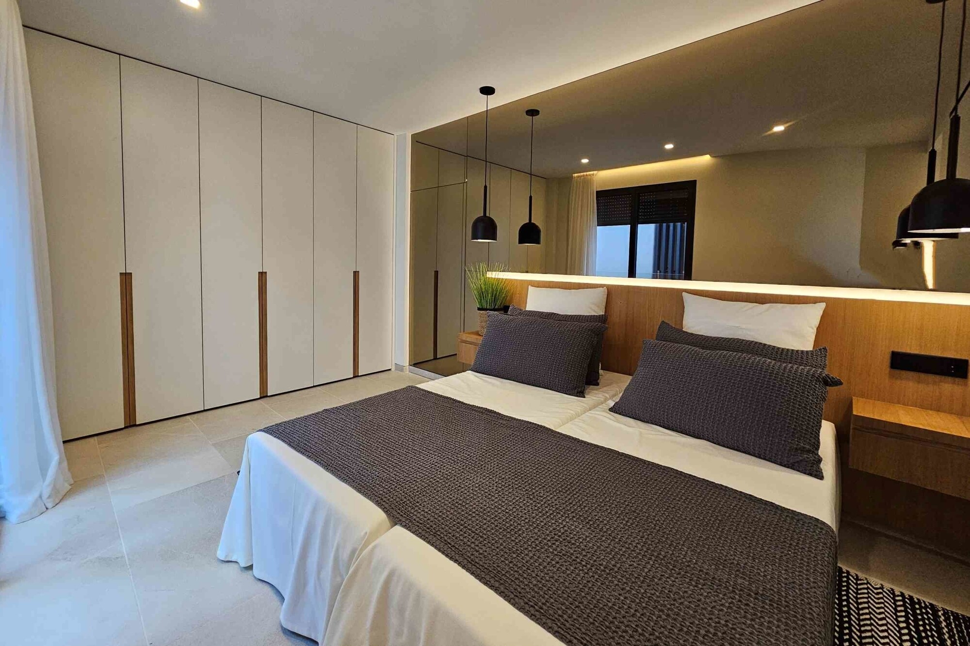 NEW BUILD (under construction): Family apartment with 4 bedrooms