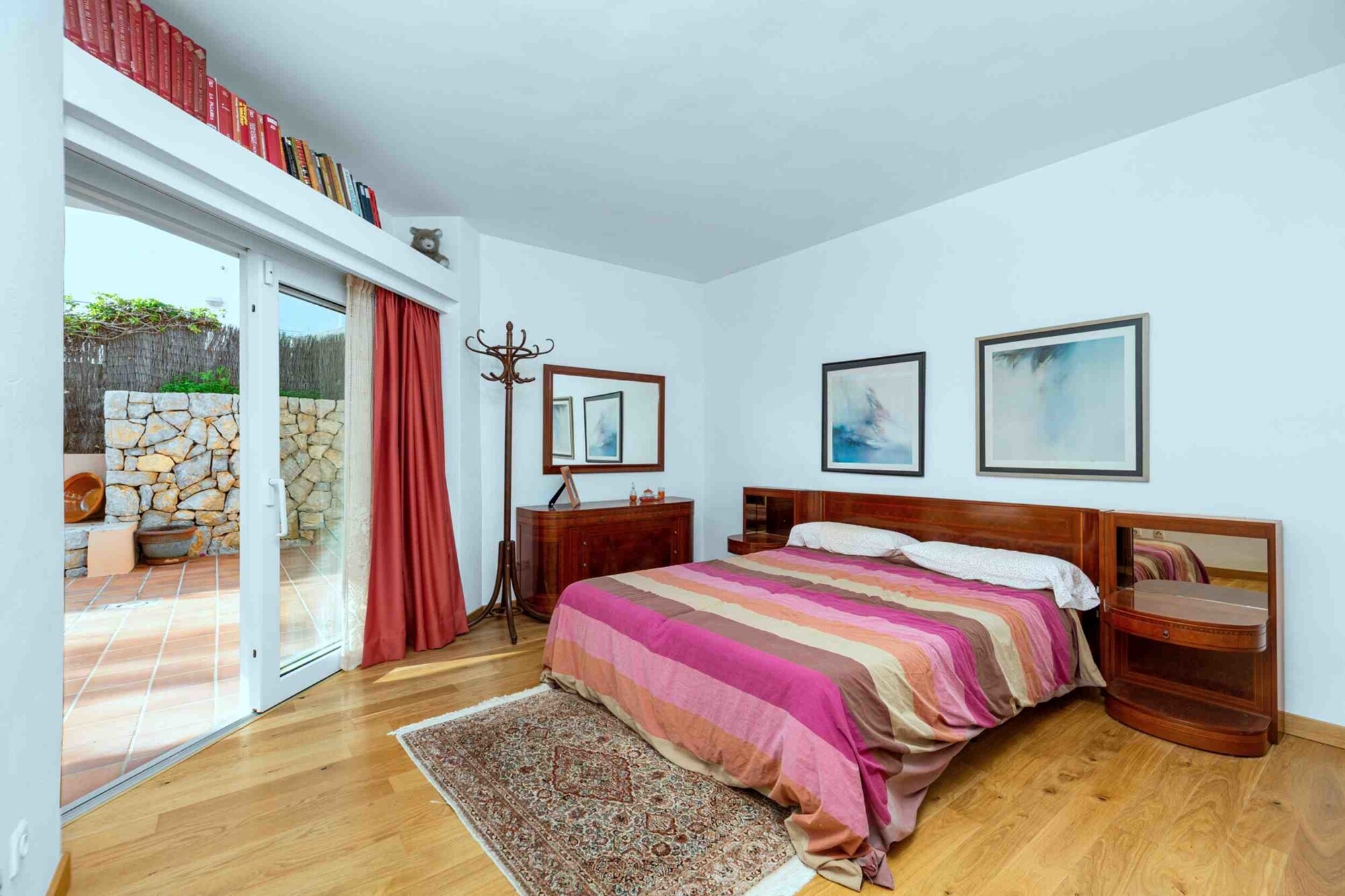 Großzügiges Apartment mit spektakulärer Aussicht auf den Hafen