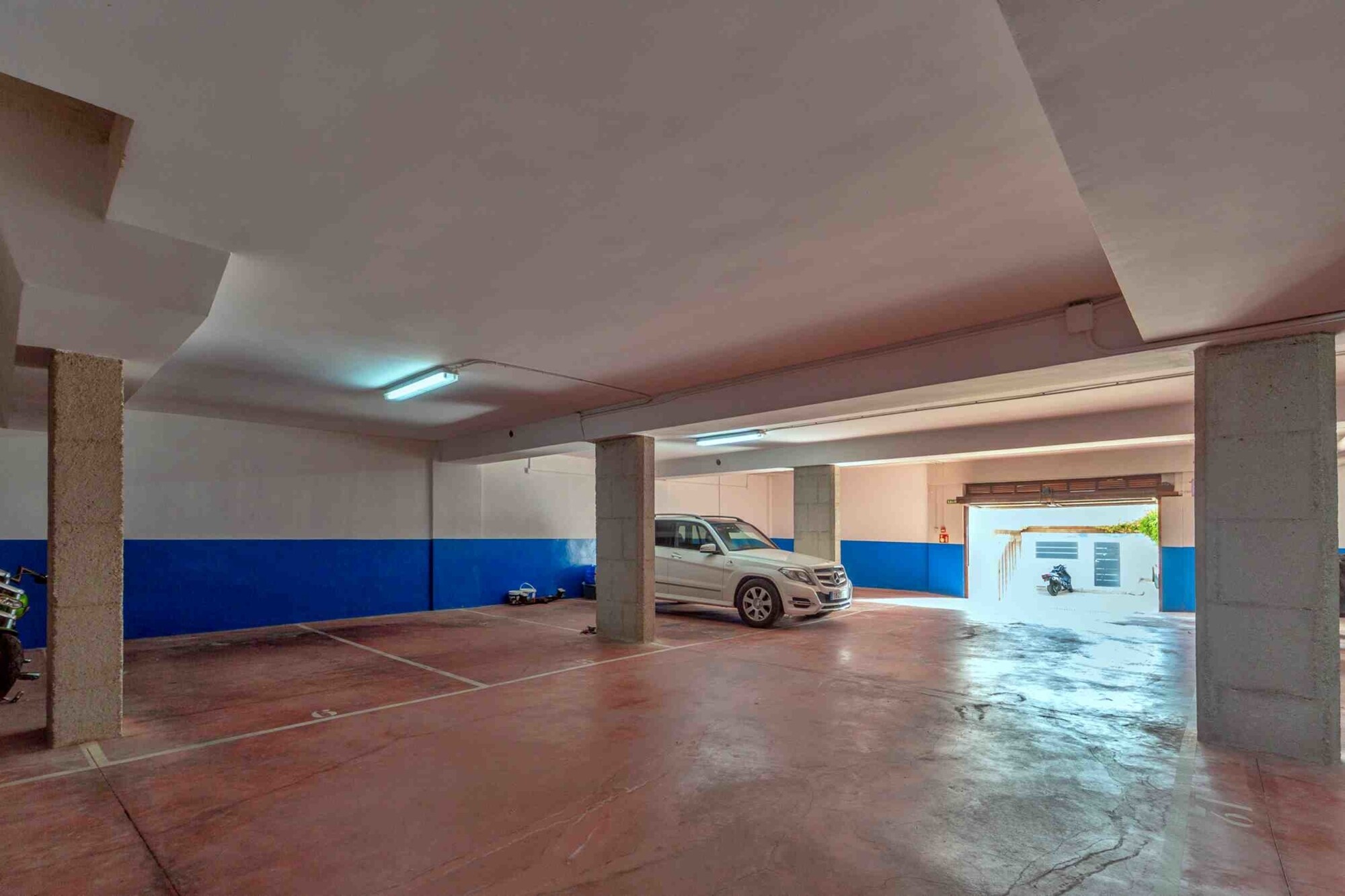 Großzügiges Apartment mit spektakulärer Aussicht auf den Hafen