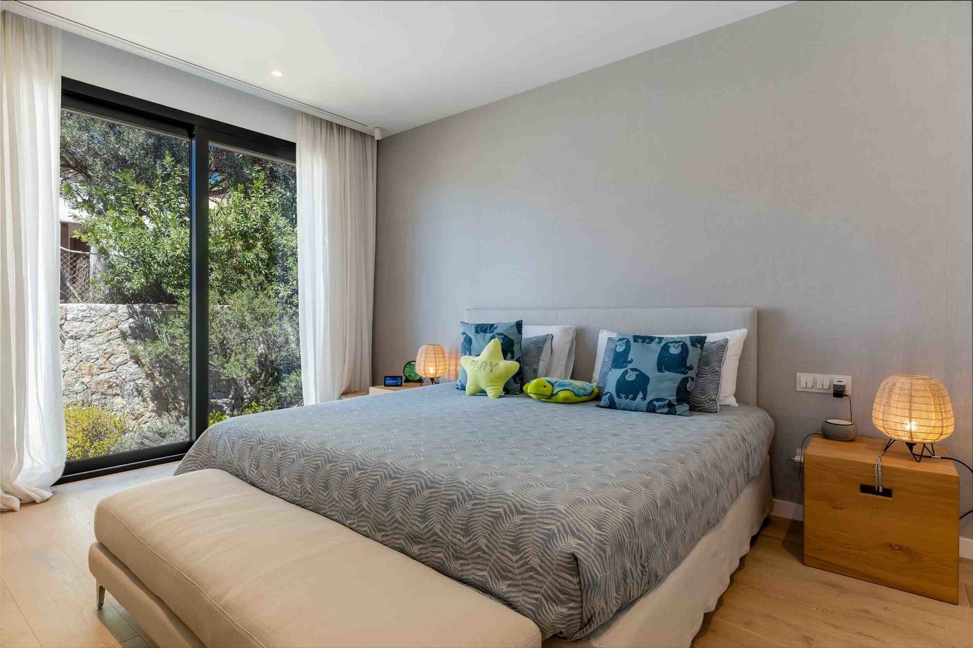Luxusvilla mit Gästehaus inklusive SPA Bereich und Kinosaal