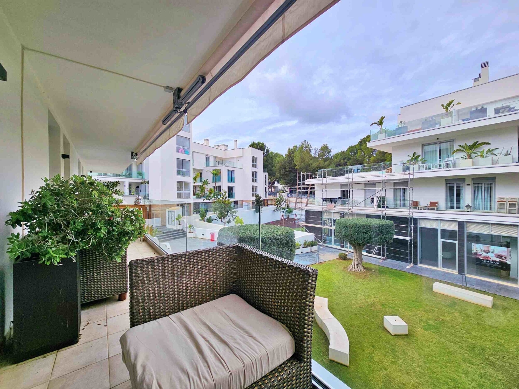 Modernes Apartment nur 200m vom Sandstrand entfernt