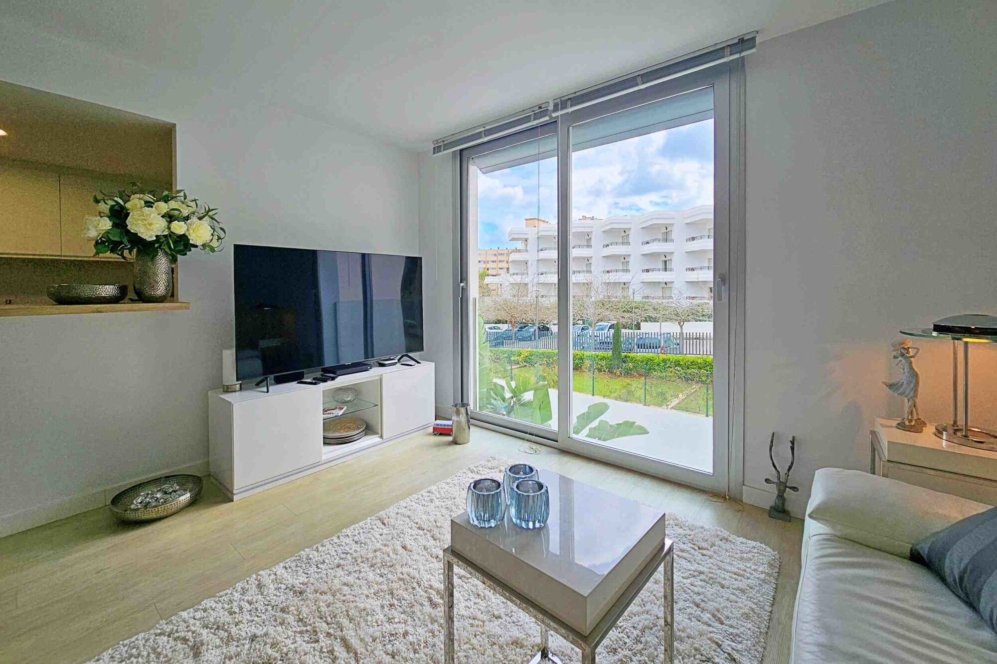 Modernes Apartment nur 200m vom Sandstrand entfernt
