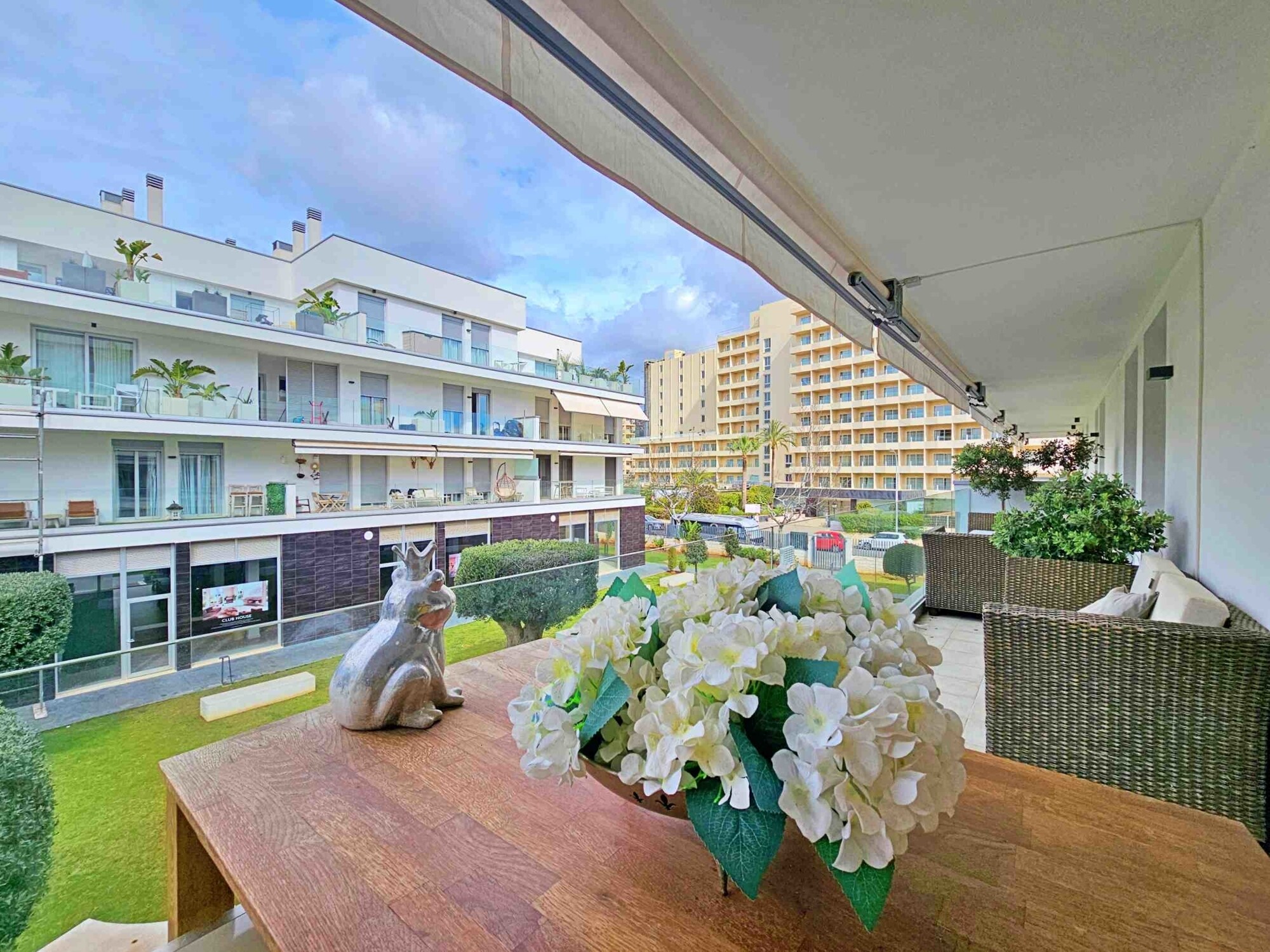 Modernes Apartment nur 200m vom Sandstrand entfernt