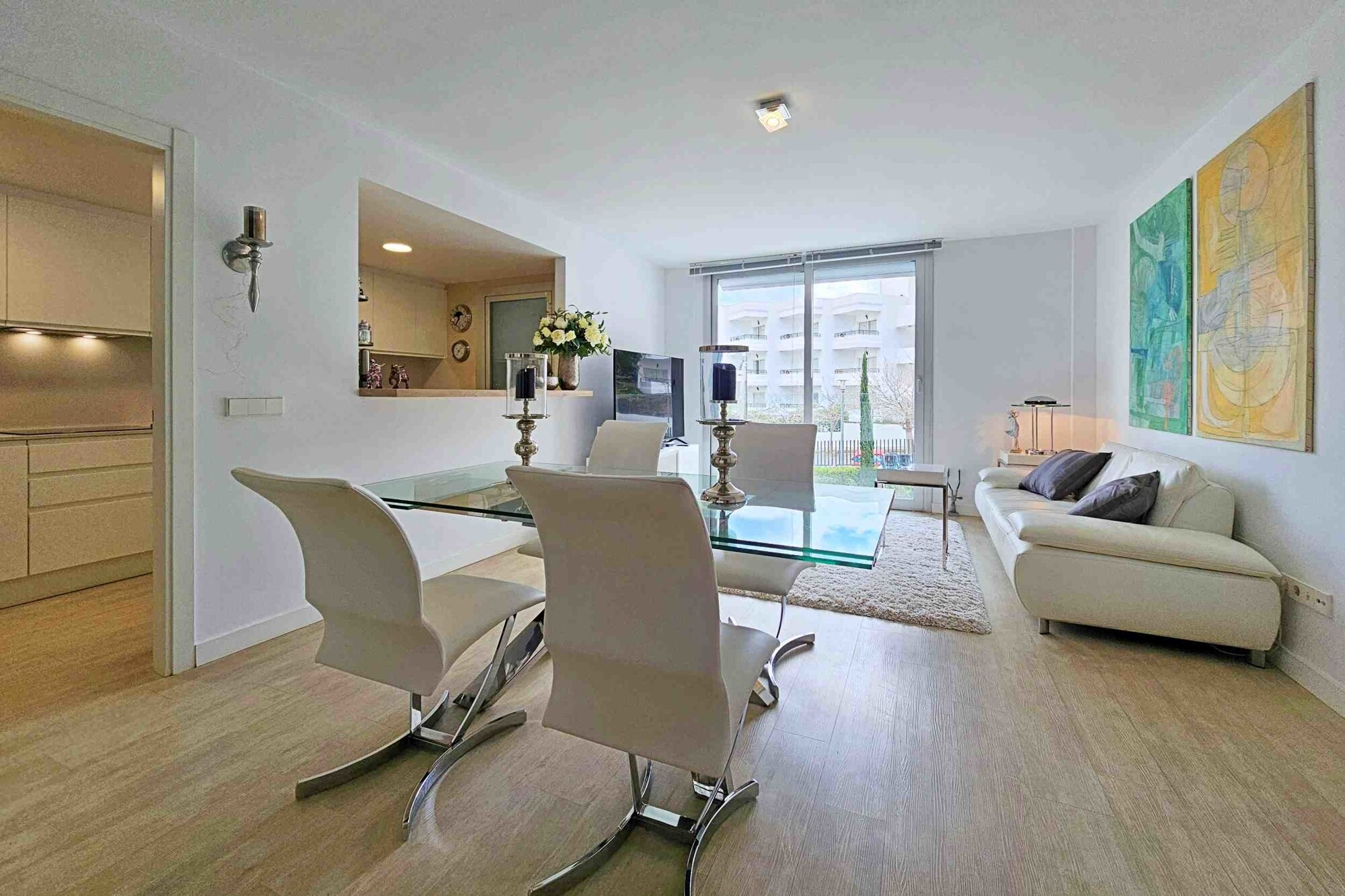 Modernes Apartment nur 200m vom Sandstrand entfernt