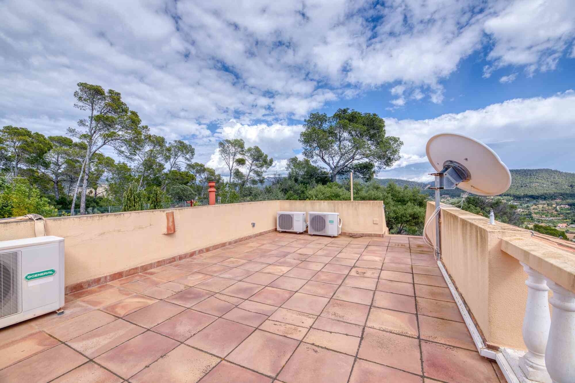Mediterrane Villa mit spektakulärem Hafen- und Meerblick