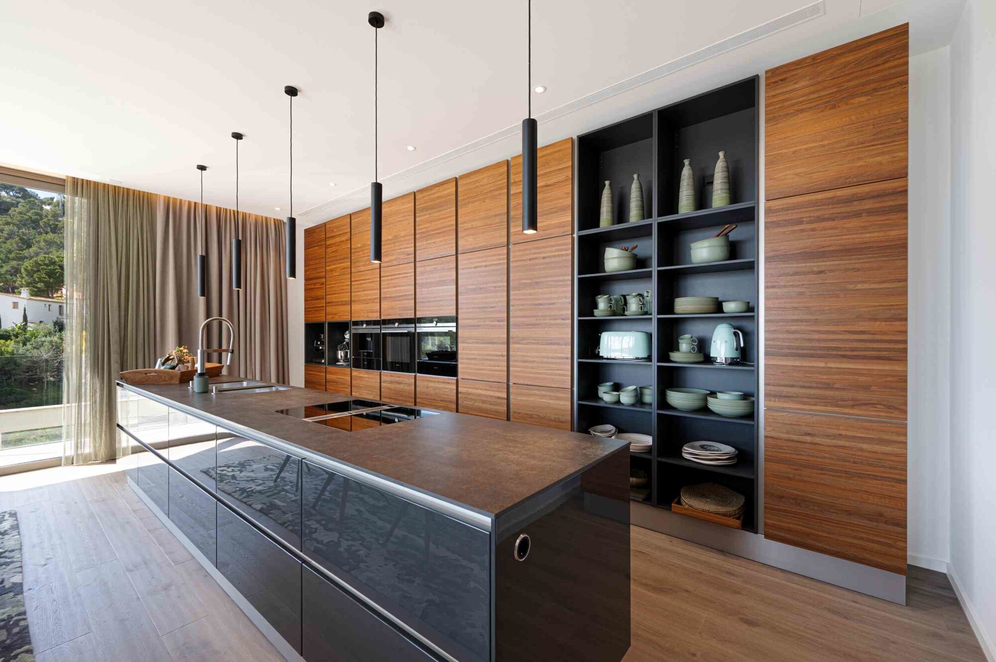 NEW BUILD (completed): Modern villa in a prime location