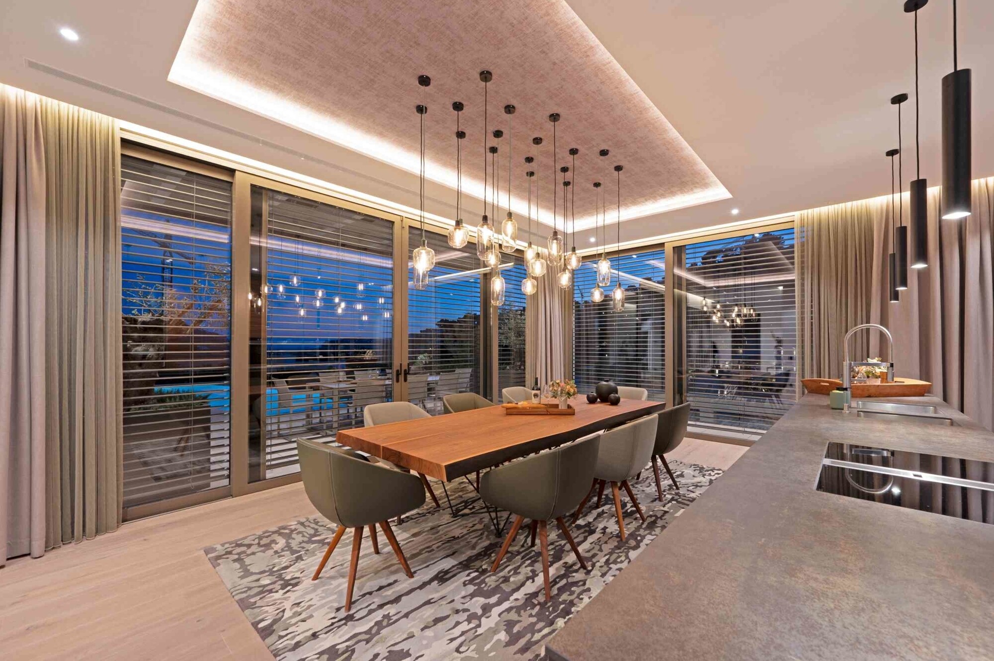 NEW BUILD (completed): Modern villa in a prime location