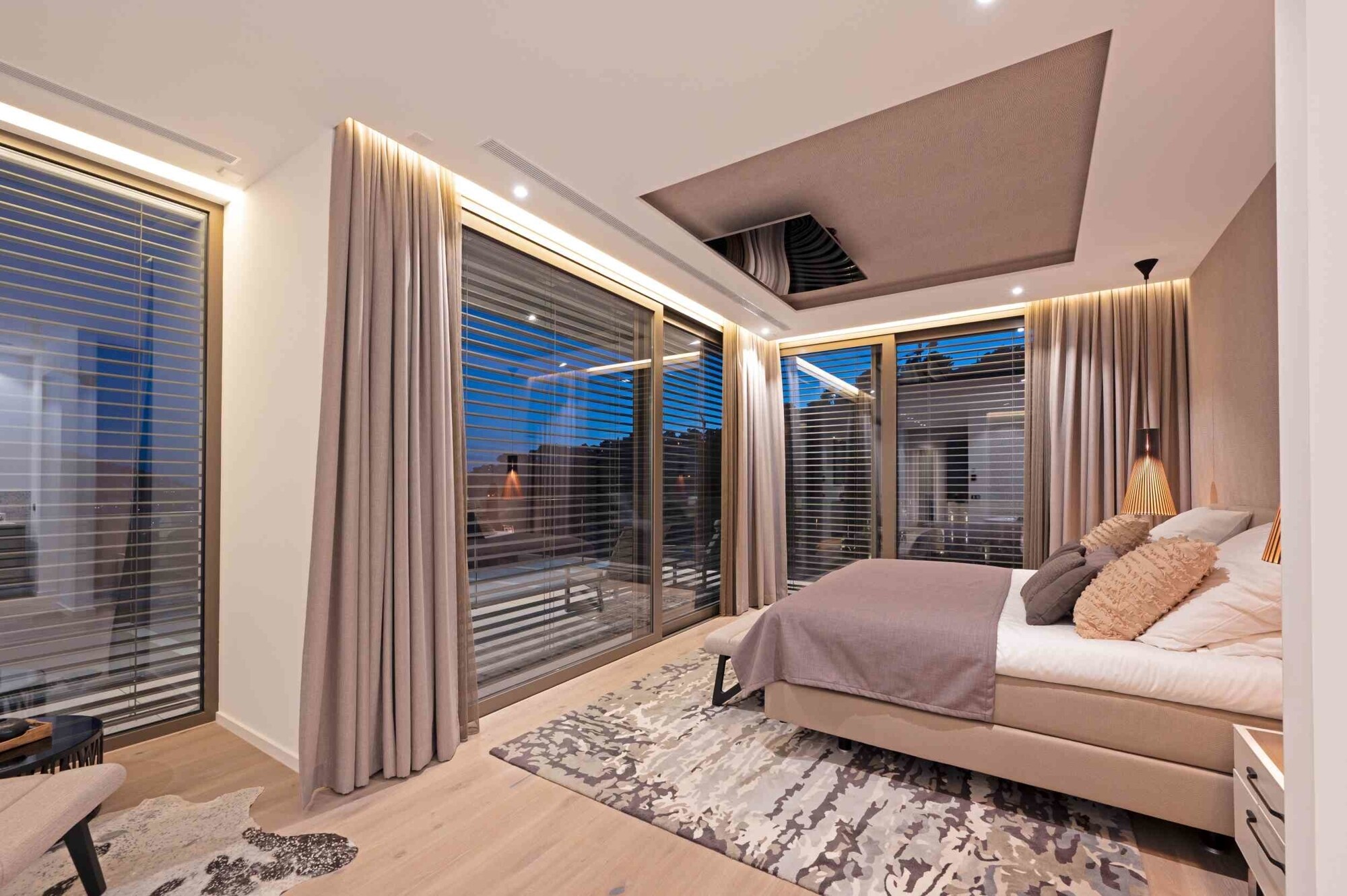 NEW BUILD (completed): Modern villa in a prime location
