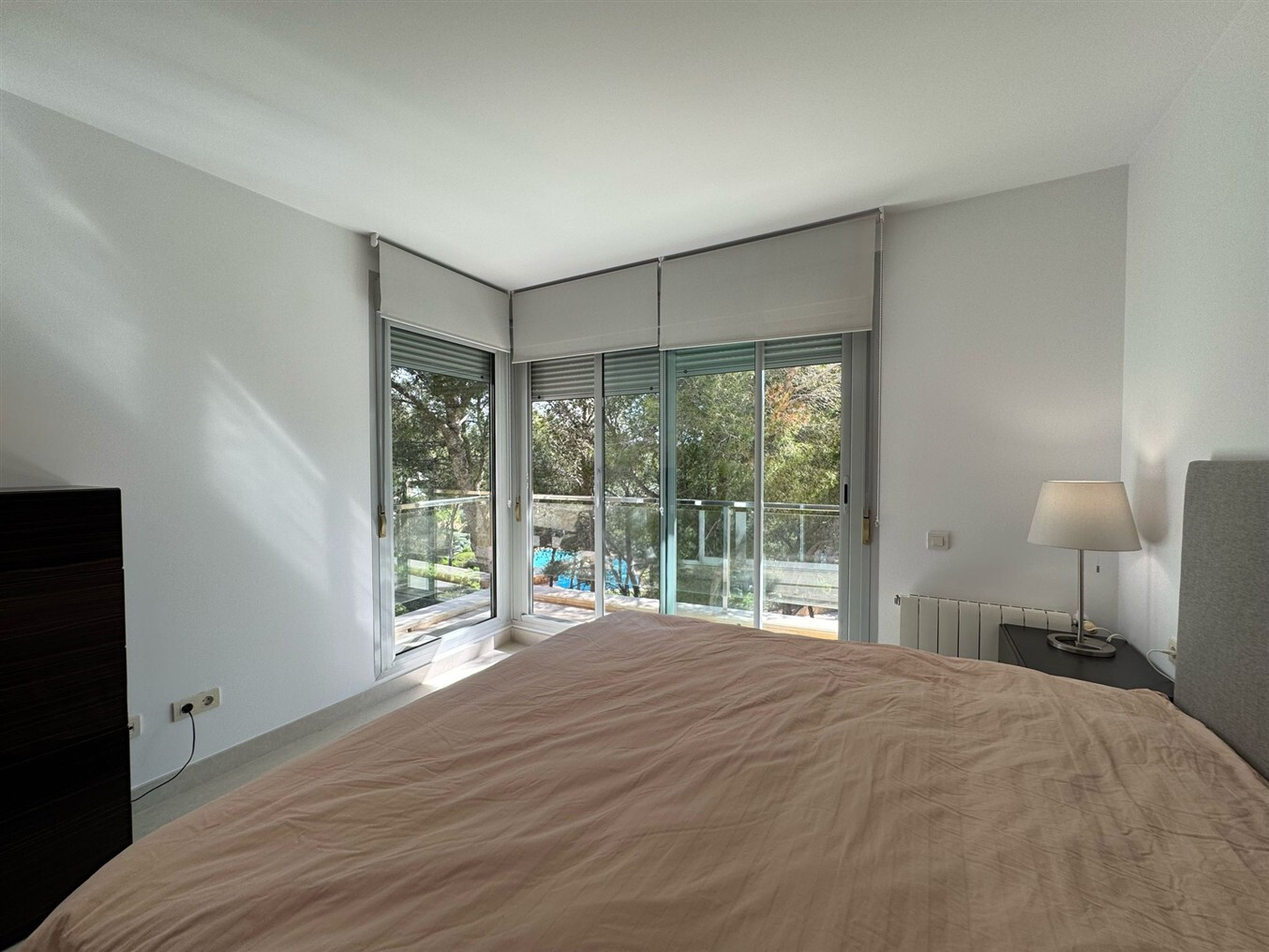 Modernes Penthouse mit grosser Dachterrasse und Meerblick