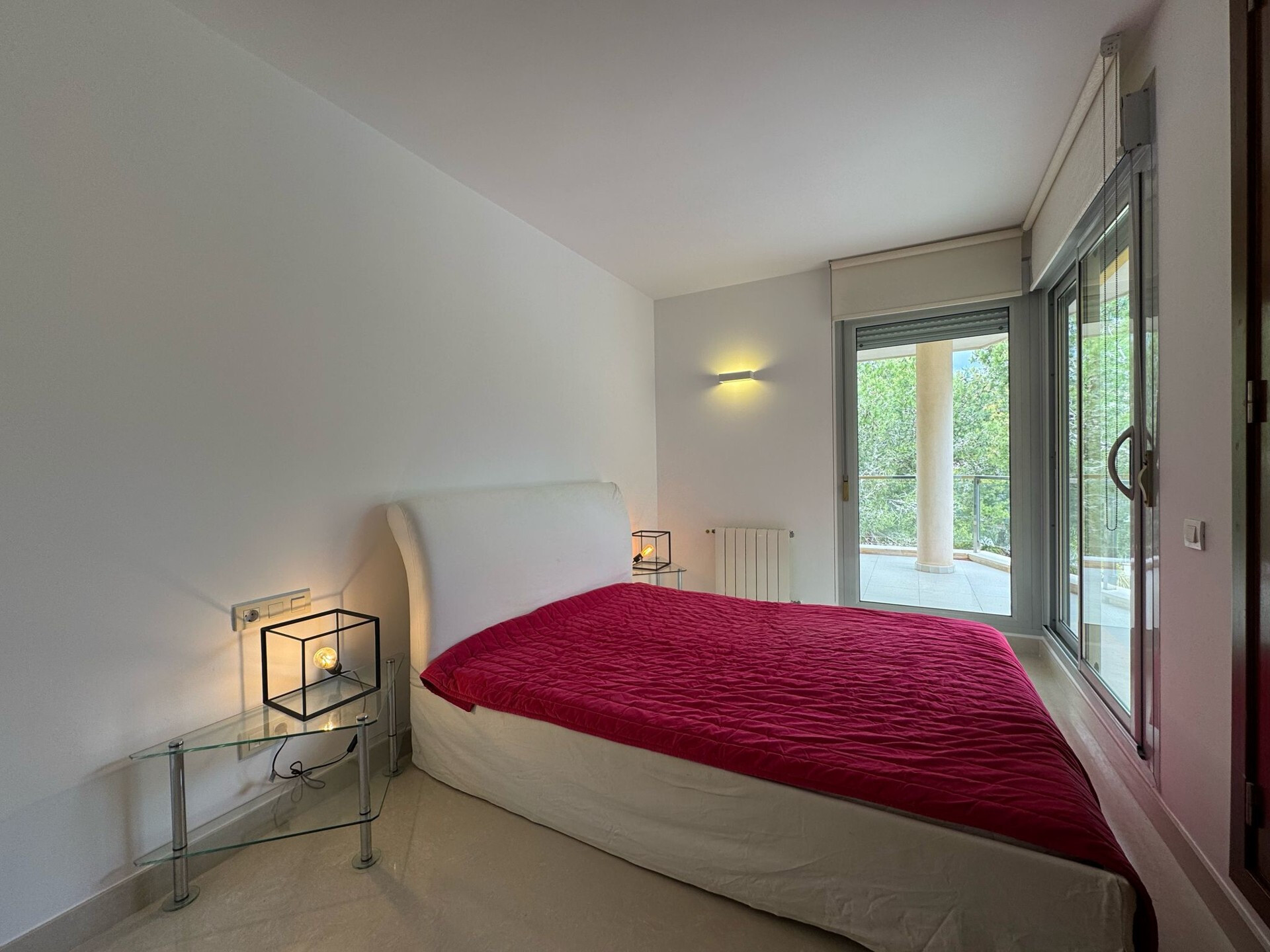 Modernes Penthouse mit grosser Dachterrasse und Meerblick
