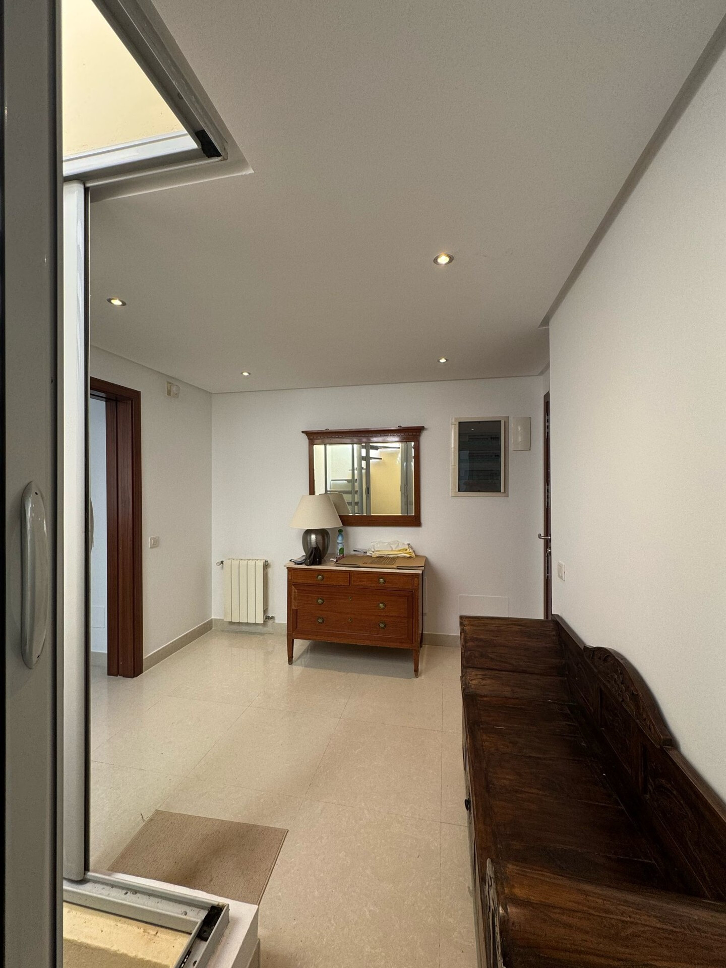 Modernes Penthouse mit grosser Dachterrasse und Meerblick