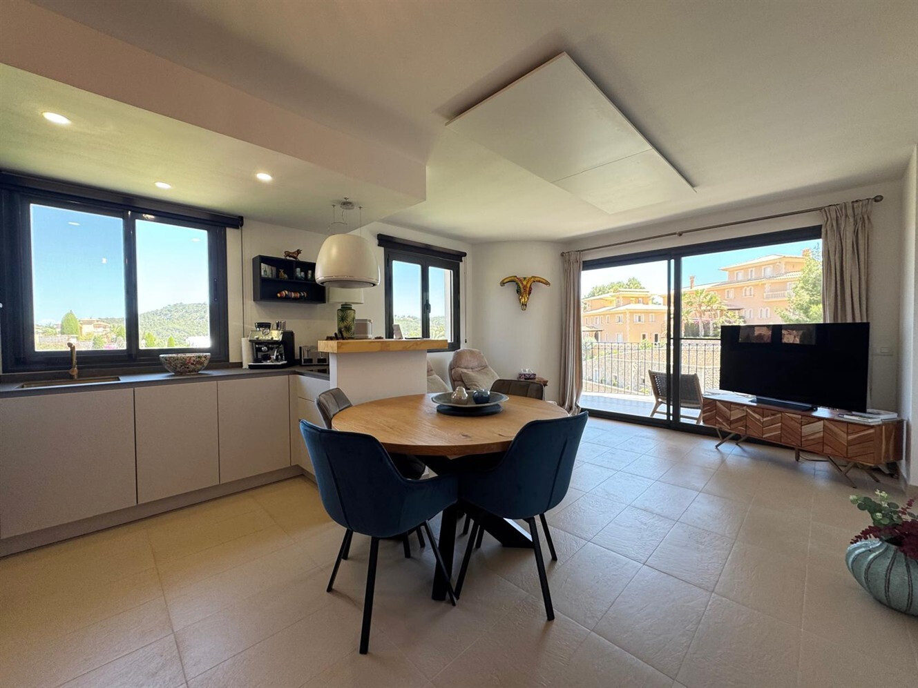 Modern penthouse apartment with large roof terrace
