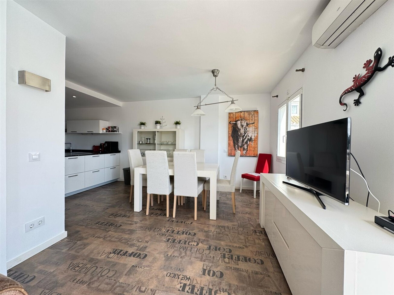 Modernisiertes Apartment mit Meerblick in zweiter Meereslinie