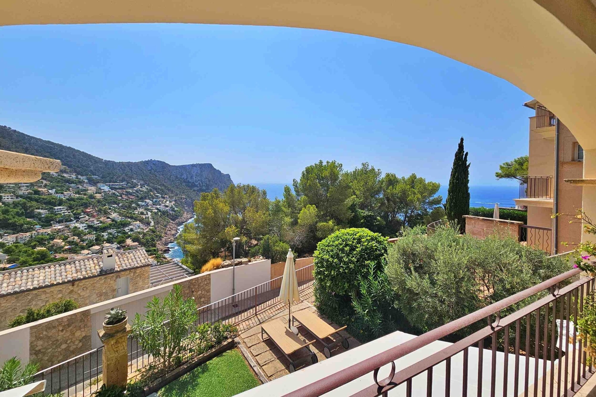 Piso con vistas al mar en residencia de lujo "Gran Folies"