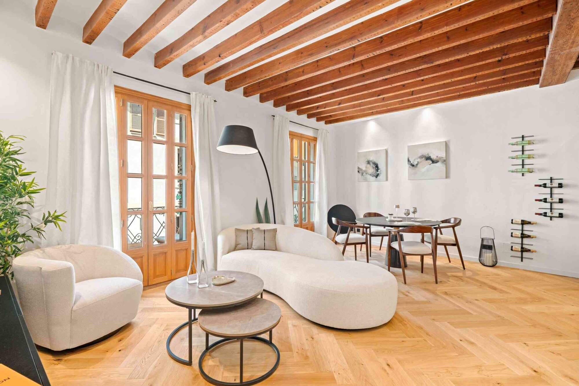 Renovated apartment with sea view in the heart of Palma
