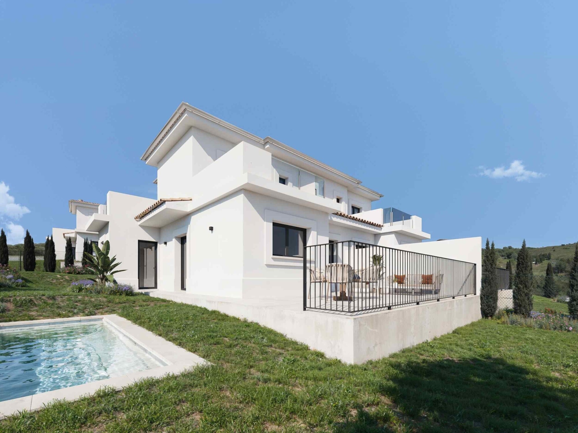 NEW BUILD: Modern semi-detached house with 3 bedrooms