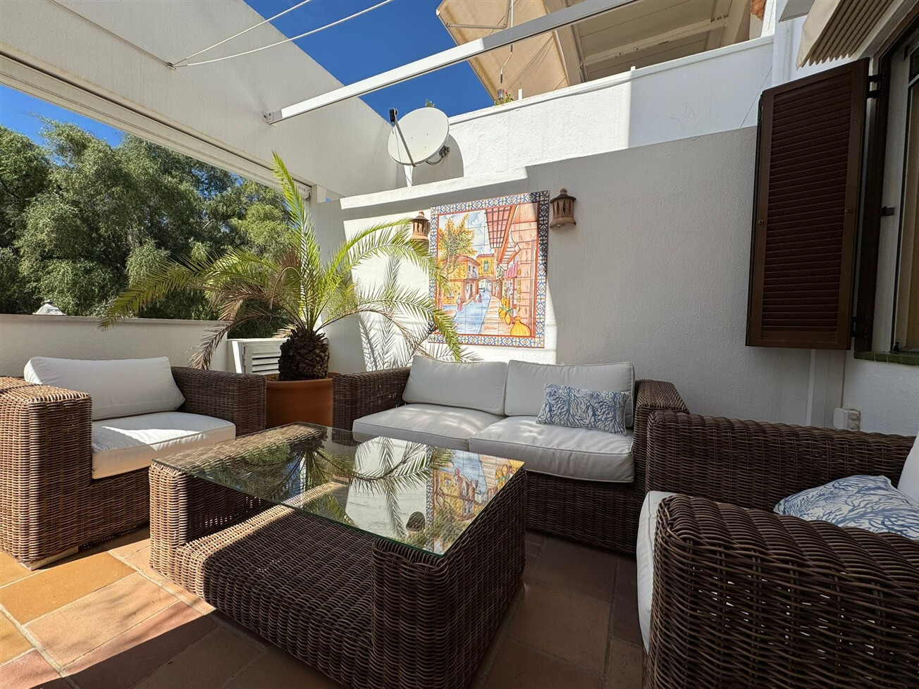 MIETE: Wohnung mit großer Terrasse (verfügbar ab 01.12.2025)