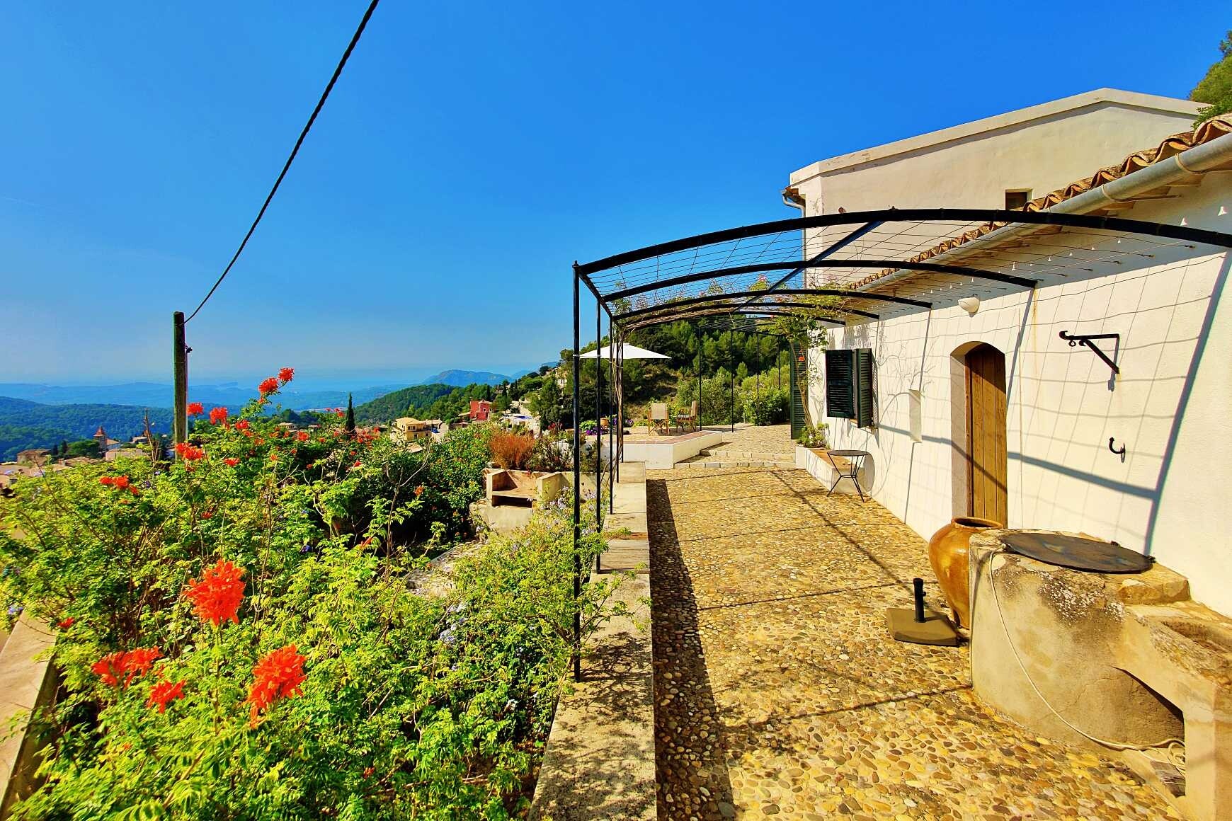 Traumhaus mit Meerblick oberhalb von Galilea