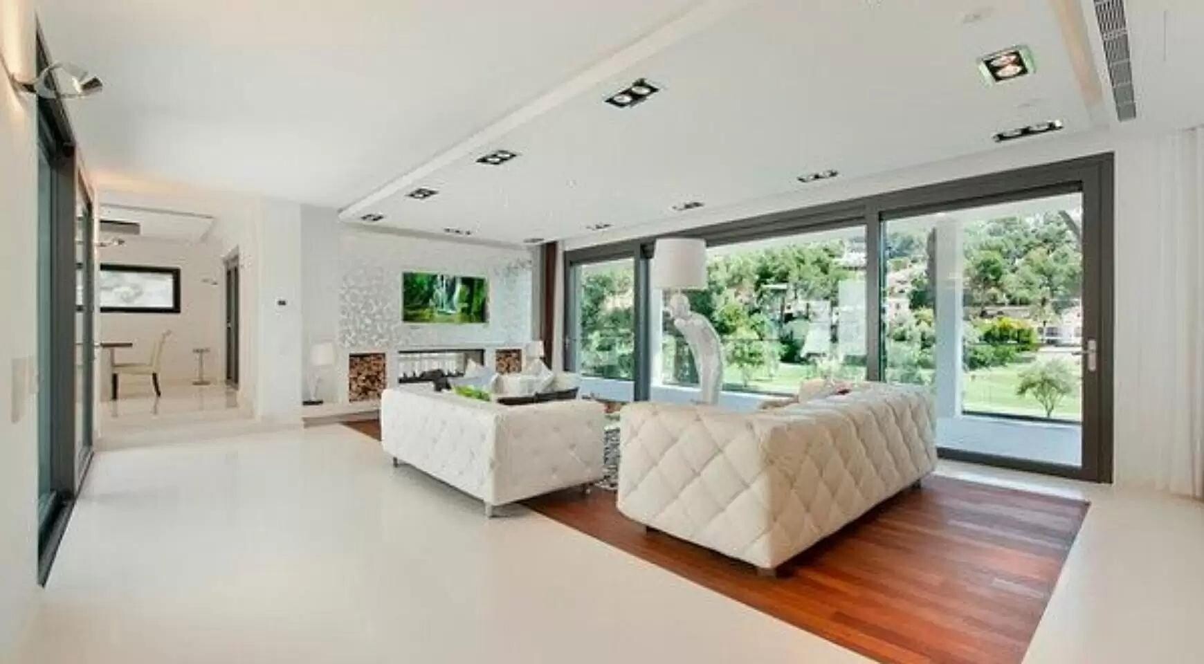 Modern villa directly at the golf course in Son Vida