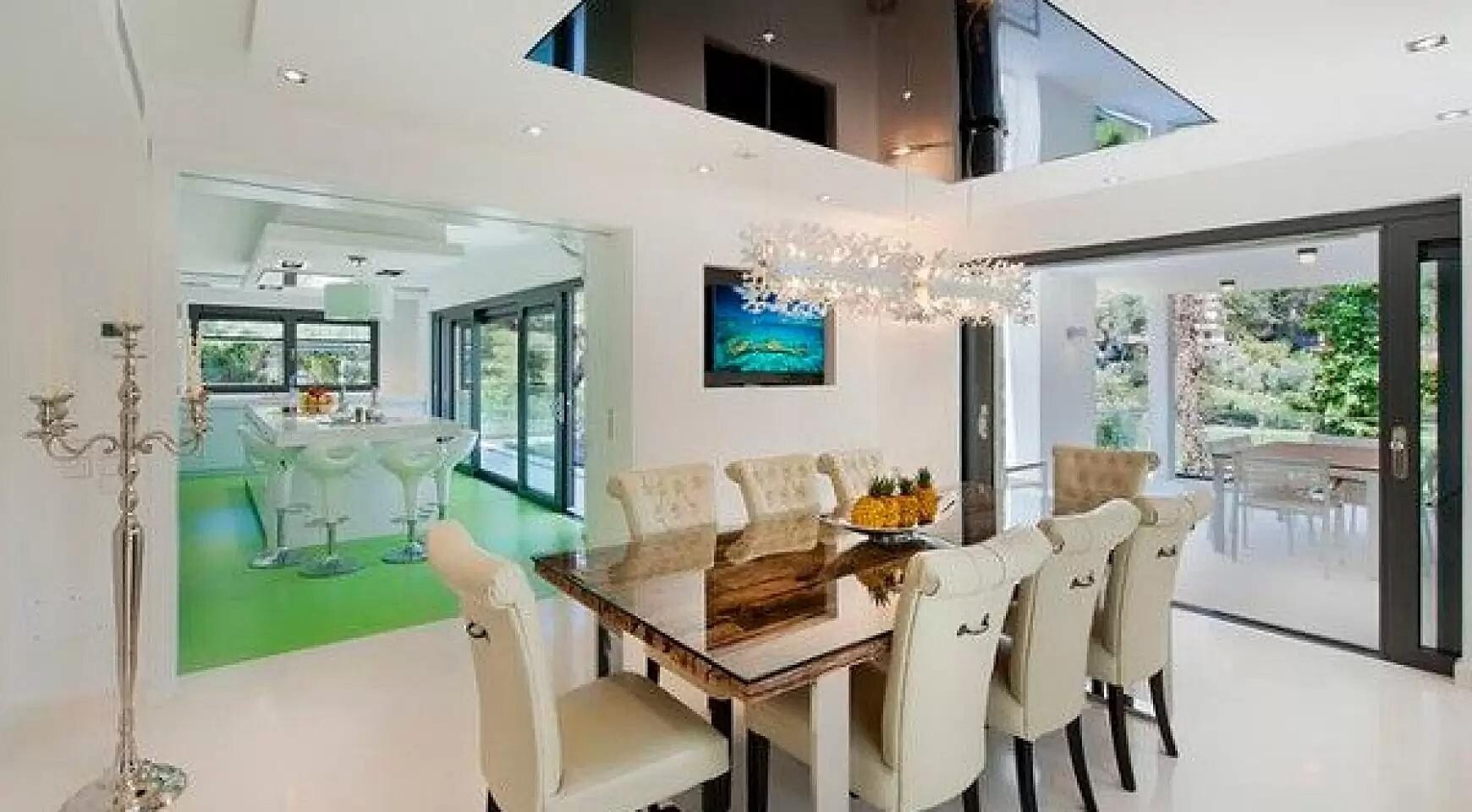 Modern villa directly at the golf course in Son Vida