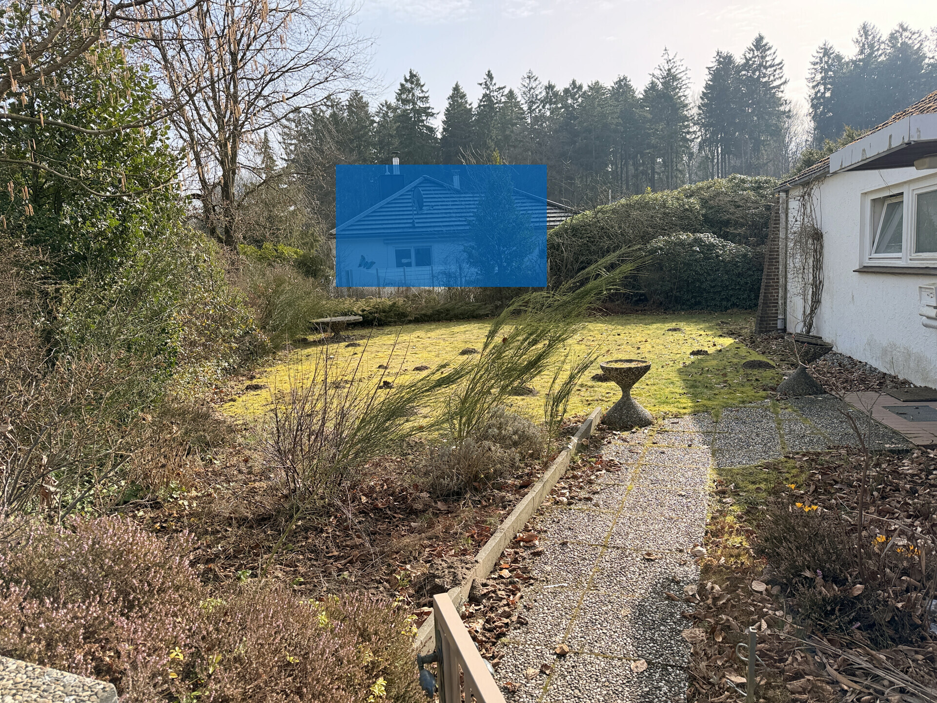 Strassenseite (Nord)