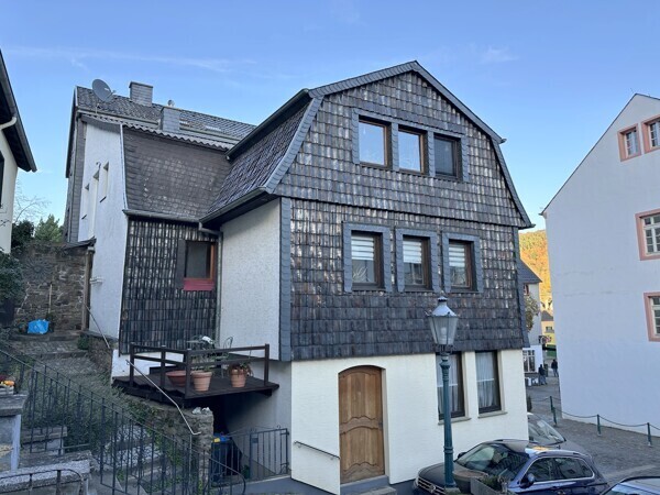 Hausansicht Seite