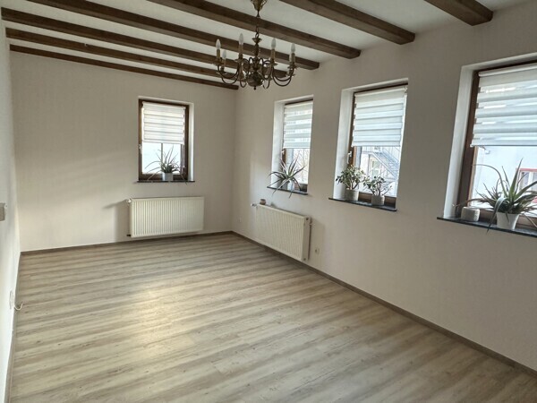 Wohn-/Schlafzimmer OG