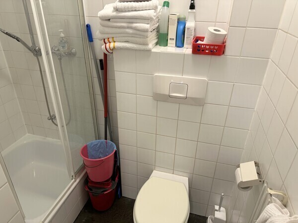 WC mit Dusche 