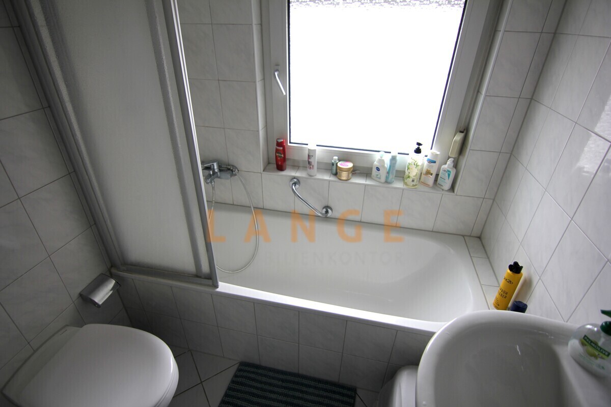 Wannenbad mit Tageslicht