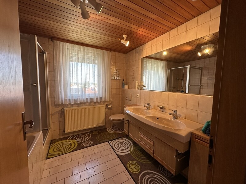 Badezimmer OG