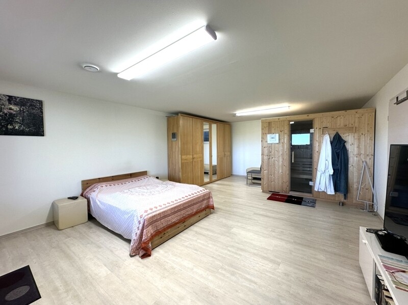 Zimmer mit Bio- Sauna UG