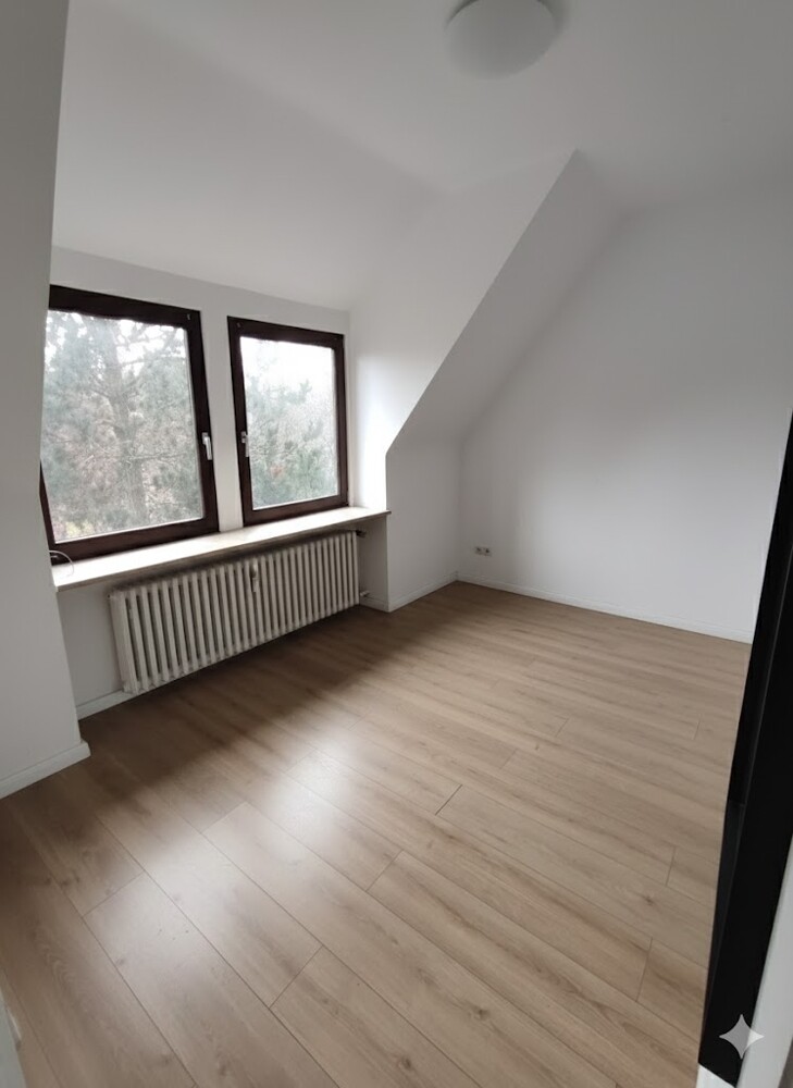 Schlafzimmer DG