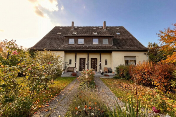 Außenbild Herbst