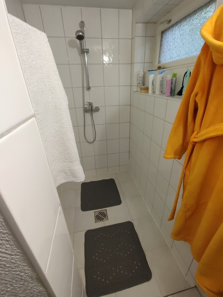 Dusche_Bad UG