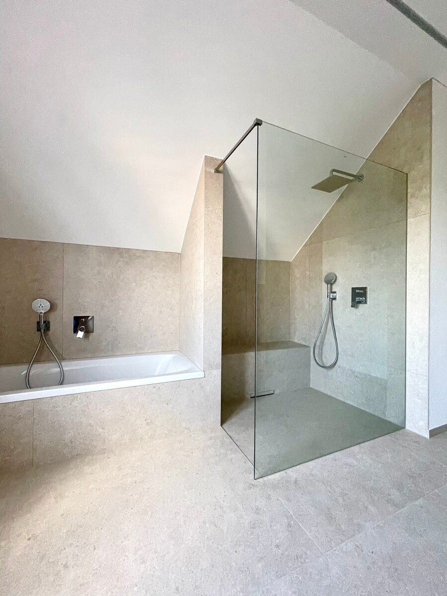 Dusche Badewanne