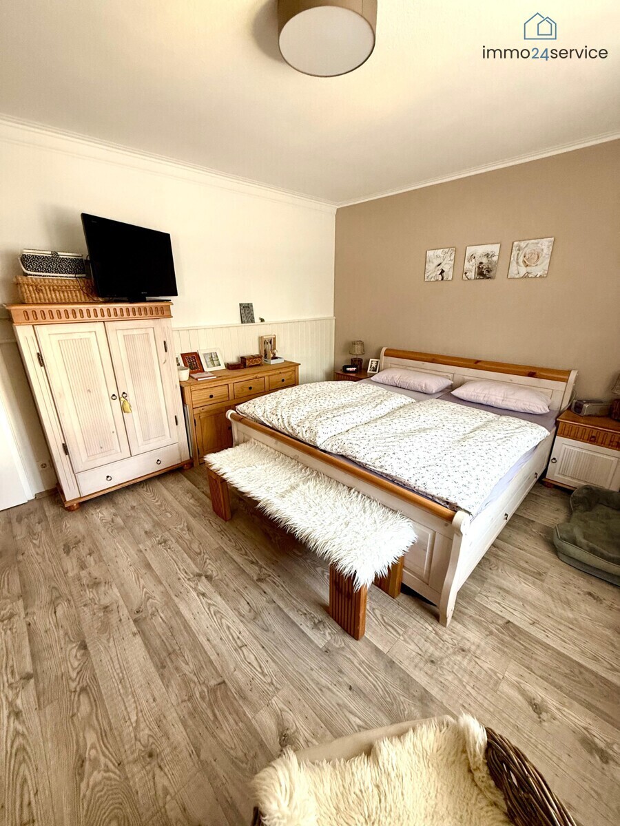 Schlafzimmer EG (2)
