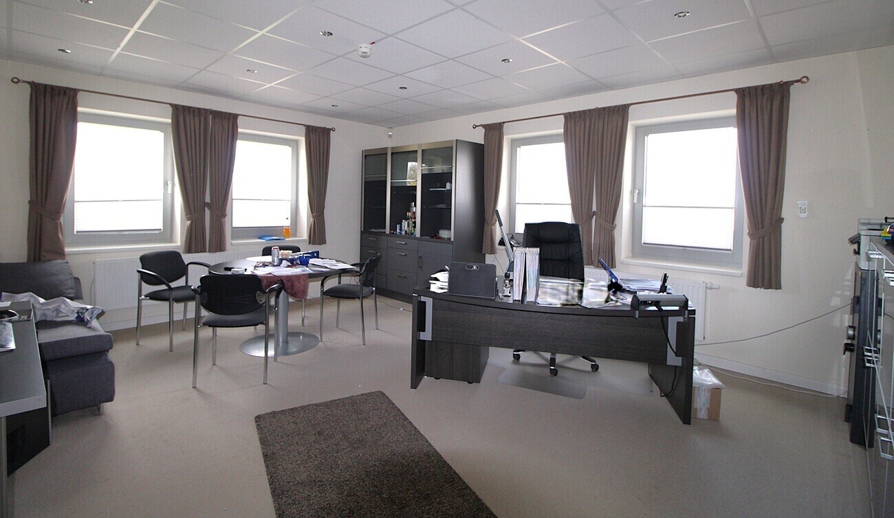 DG Büro 1