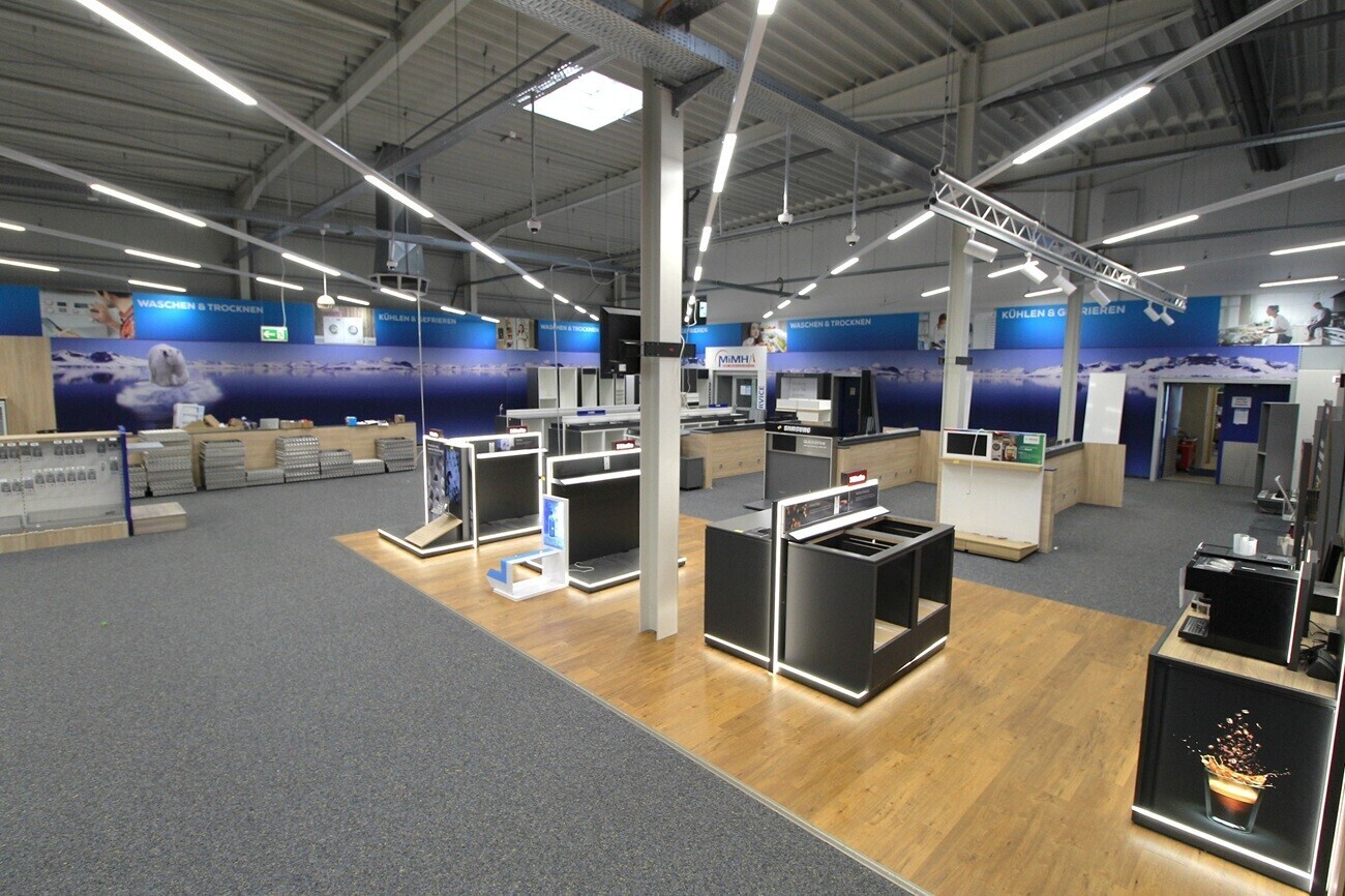 Halle 9