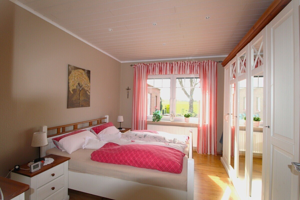 EG Schlafzimmer